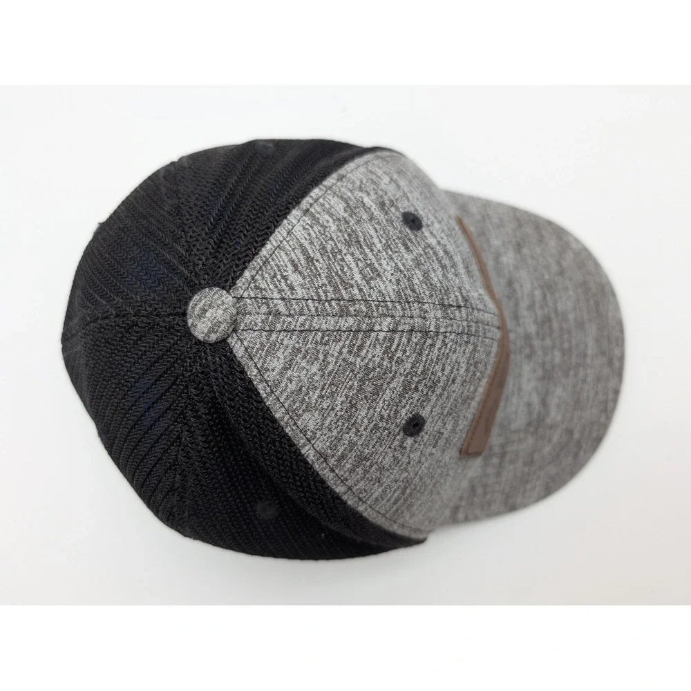 Ariat Mens Gray Heather Black Mesh Flexfit Trucker Hat S-M Logo Patch Cap
